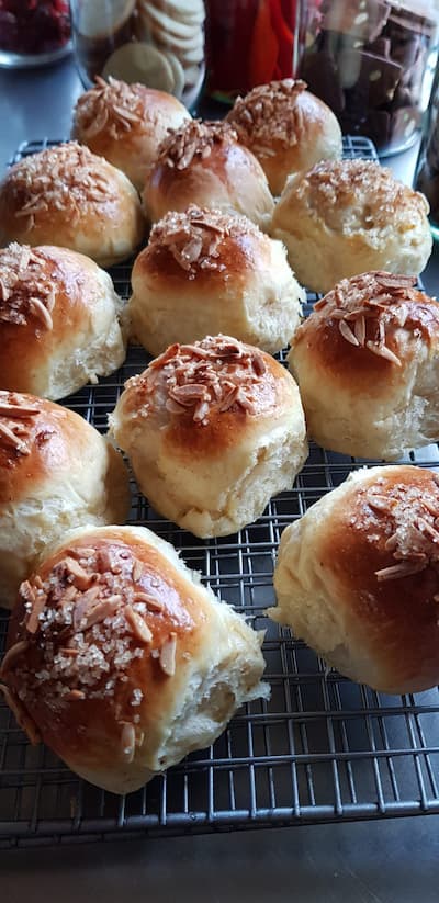 Juleboller med appelsin og kardemomme